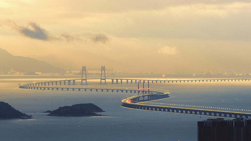 10、龐源租賃參建國家“世紀(jì)工程”港珠澳大橋（2012—2017年）_副本.jpg